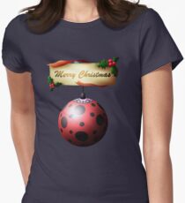 ML Weihnachtskugeln: Marinette / Marienkäfer Tailliertes T-Shirt