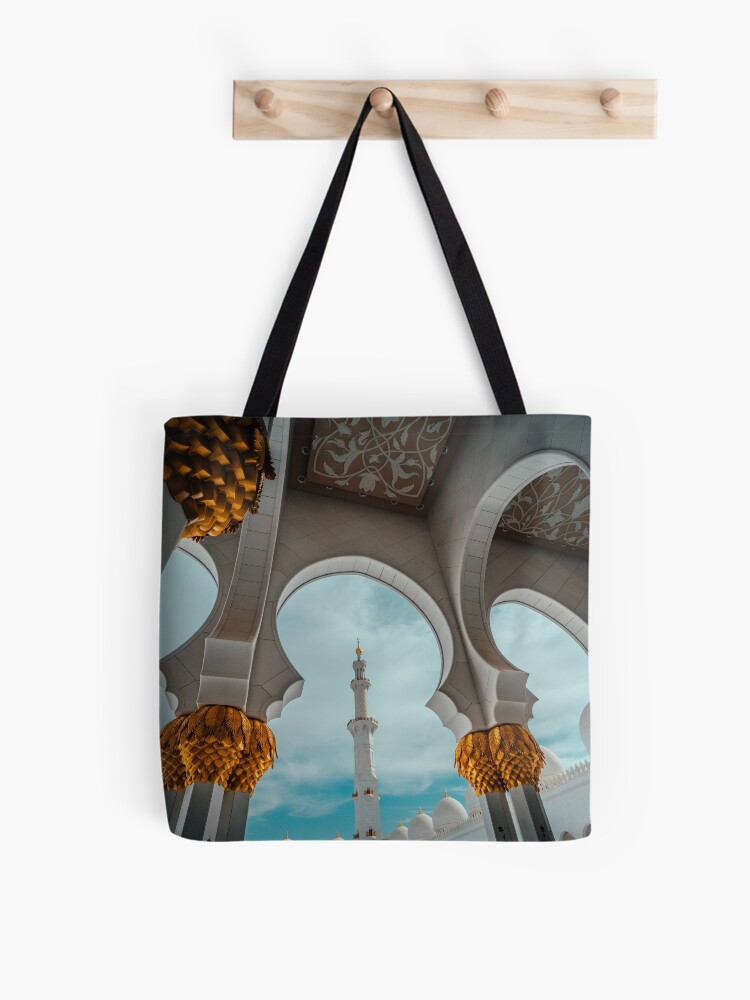 Thumbnail 1 von 2, Stofftasche, Sheikh Zayed Grand Mosque at dusk, Abu-Dhabi, UAE designt und verkauft von RaimondKlavins.