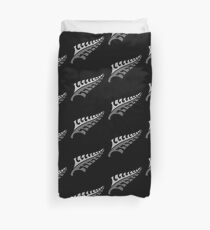 Jagged irregular trendy Silver fern New Zealand symbol Duvet Cover