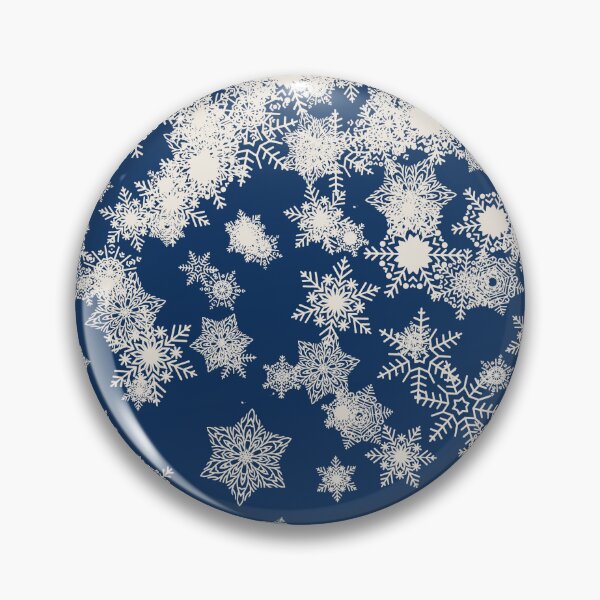 Artikelvorschau, Blizzard - Schneebedeckte Schneeflocken auf blauem Hintergrund entworfen und verkauft von illustratious.