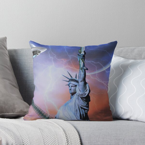 Item preview, Estatua de la Libertad OVNI designed and sold by CoolDesign2000.