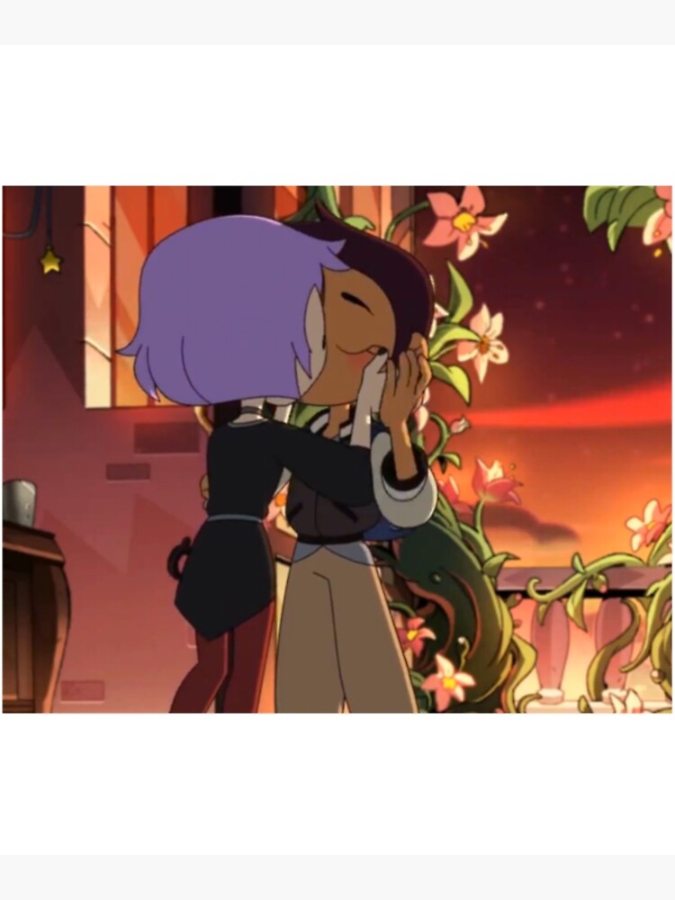 The Owl House' Let Luz and Amity Share an Onscreen Kiss!