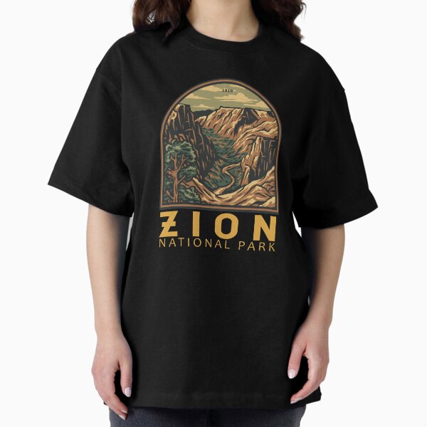 Vista previa del artículo con la obra «Emblema retro del Parque Nacional Zion», diseñado y vendido por KrisSidDesigns.