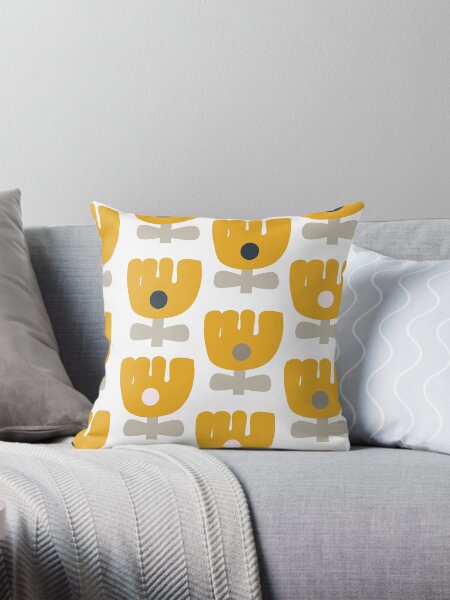 Aperçu de l'œuvre Tulipes scandinaves emblématiques en jaune moutarde, gris, bleu marine et rose blush créée et vendue par Deutschic.