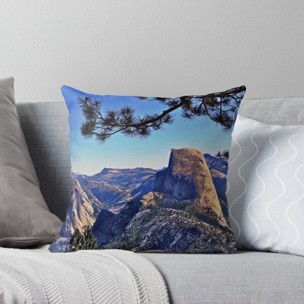 Artikelvorschau, Half Dome von Washburn Pt. entworfen und verkauft von Nancy Richard.