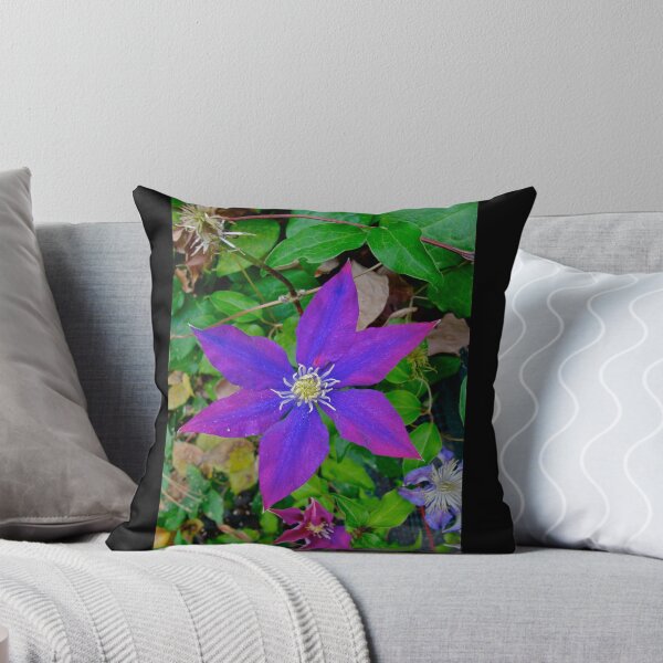Artikelvorschau, Bright Flower entworfen und verkauft von Aleesha Haigwood.