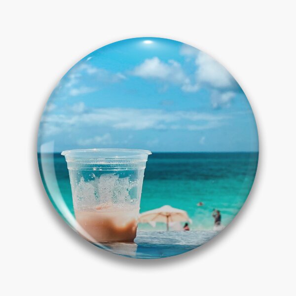 Artikelvorschau, Trinken Sie am Pool am Strand entworfen und verkauft von dpxpress.