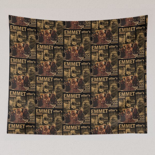 Artikelvorschau, Emmet Otter T-Shirtemmet Otter Retro Krugband entworfen und verkauft von LavateArtStudio.