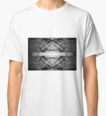 Circle work Classic T-Shirt