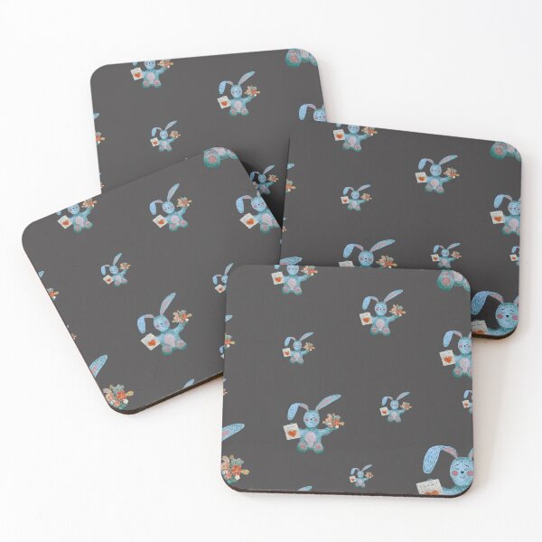 Aperçu de l'œuvre Rabbit blue flower bouquet flat pattern watercolor grey créée et vendue par Yana Mustafina | Boho Soulful Designs.