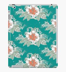 hibiscus surf retro iPad Case/Skin