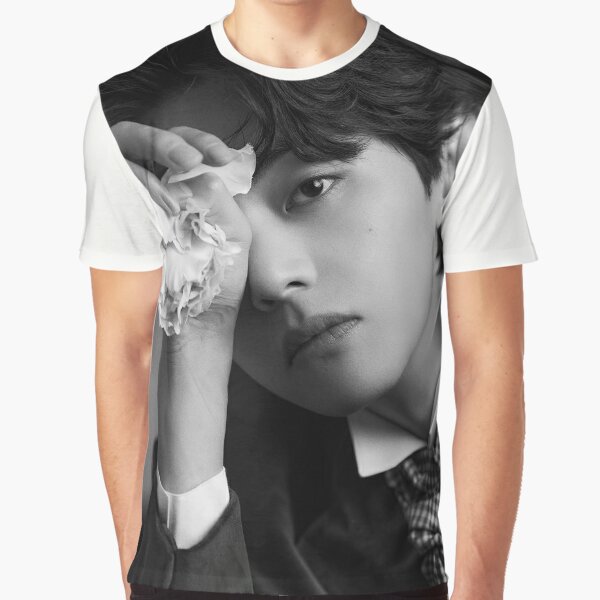 Kim taehyung bts | Graphic T-Shirt