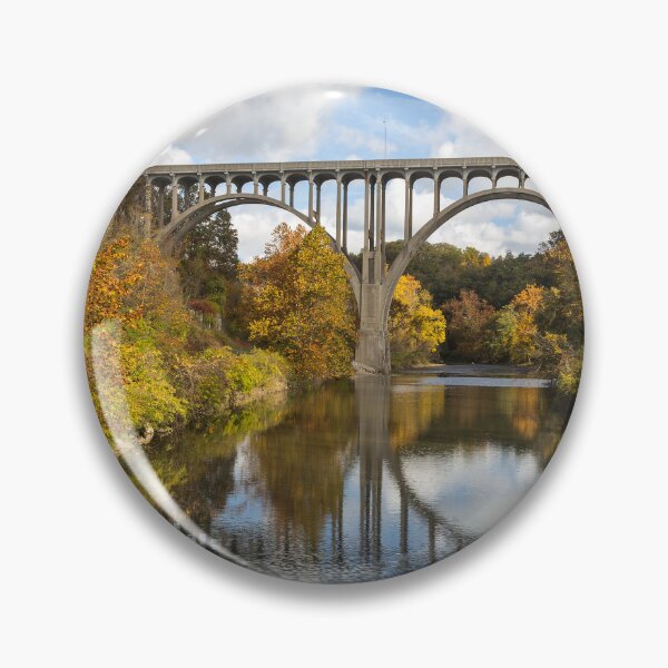 Artikelvorschau, Bridge Over The Cuyahoga River entworfen und verkauft von Dale Kincaid.
