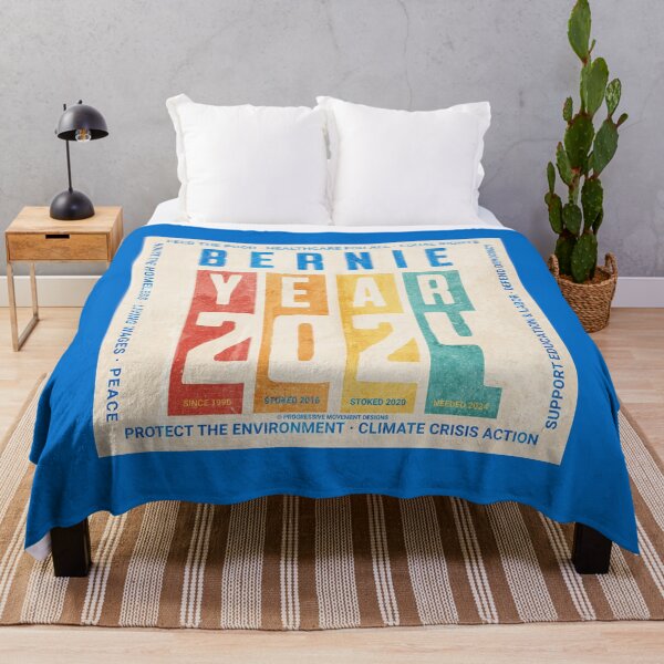 Aperçu de l'œuvre PMD00135 Progressive Movement Designs Bernie Sanders 2024 Arc-en-ciel sur bleu pour les progressistes créée et vendue par ProgressiveLeft.