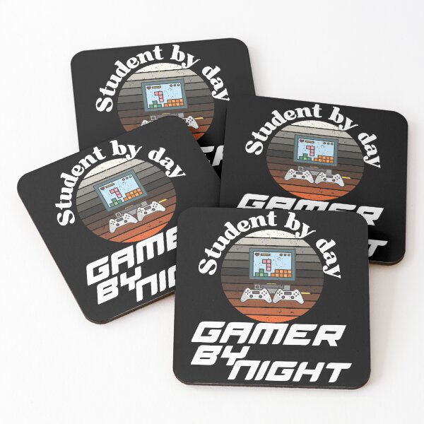 Aperçu de l'œuvre Student By Day Gamer By Night Meme For Gamers créée et vendue par SamShop ⭐⭐⭐⭐⭐.