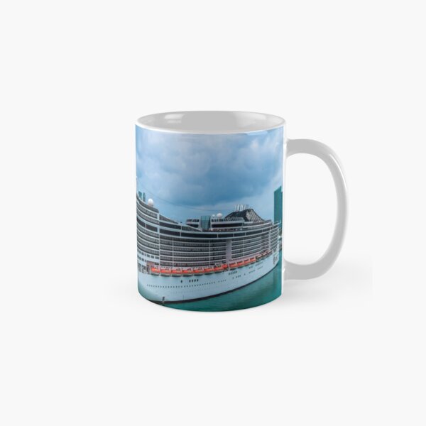 https://ih1.redbubble.net/image.459425892.2081/mug,standard,x334,right-pad,600x600,f8f8f8.u6.jpg