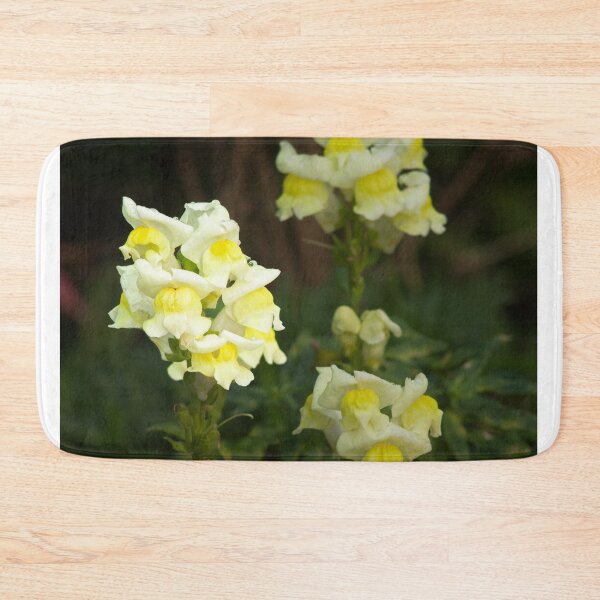Item preview, white and yellow snapdragons designed and sold by Francespoppy.