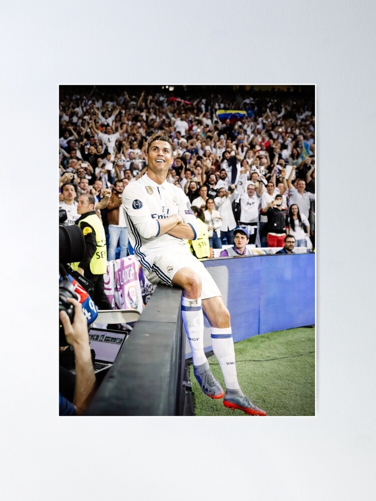 Real Madrid - Cristiano Ronaldo Mini Poster Limited Signature Edition  Custom Frame