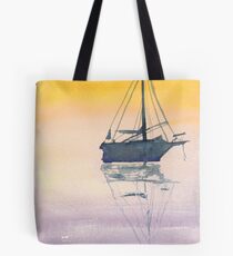 Sonnenaufgang Segelboot in den Maritimes Tote Bag