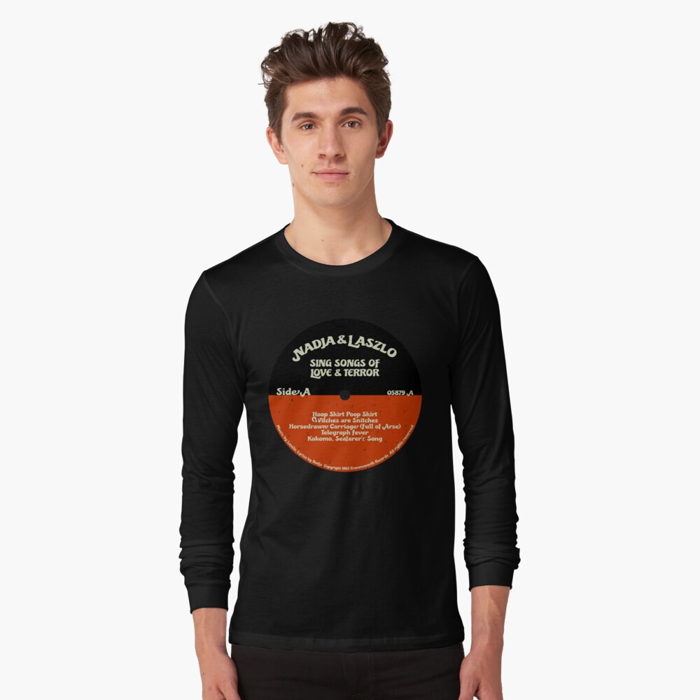 Aperçu de l'œuvre T-shirt manches longues créée et vendue par CraftsaurMoree.