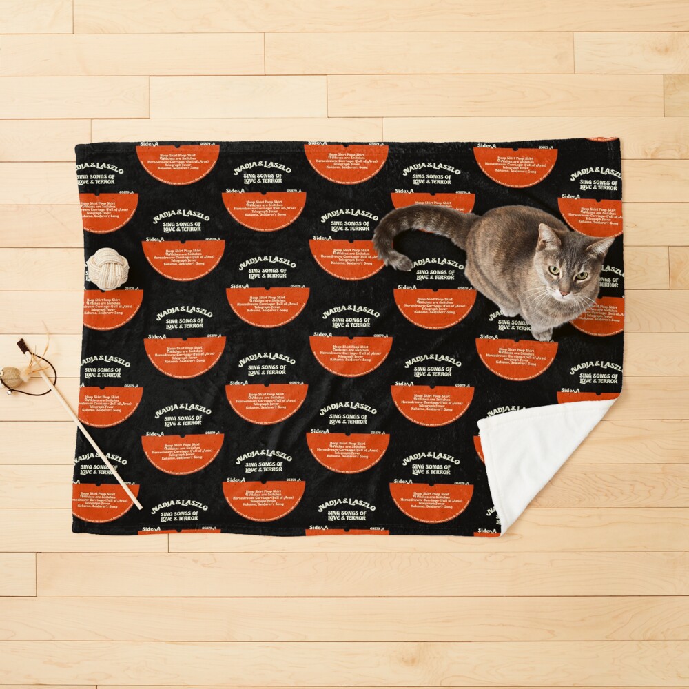 Aperçu de l'œuvre Couverture pour animaux créée et vendue par CraftsaurMoree.