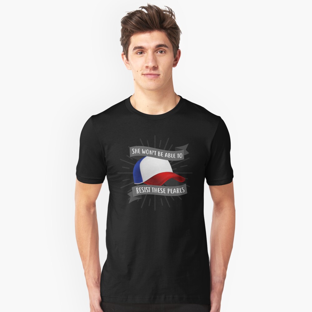 She won't be able to resist these pearls Slim Fit T-Shirt