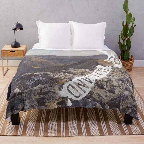 NEW ZEALAND Throw Blanket