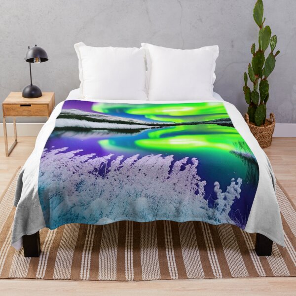 Aperçu de l'œuvre Aurora Borealis With Beautiful Colors créée et vendue par VitalDesigner.