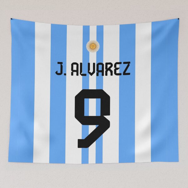 Artikelvorschau, Julian Alvarez - Argentinien Weltmeisterschaft entworfen und verkauft von On Target Sports.