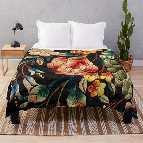 Aperçu de l'œuvre Conception de broderie florale vintage créée et vendue par SpiritedArtwork.