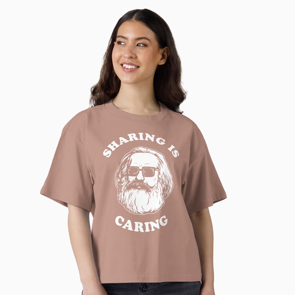 Artikel-Vorschau von Boxy T-Shirt, designt und verkauft von dumbshirts.