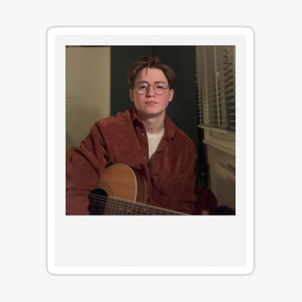 Vista previa del artículo con la obra «Kit Connor», diseñado y vendido por POP Polaroids.