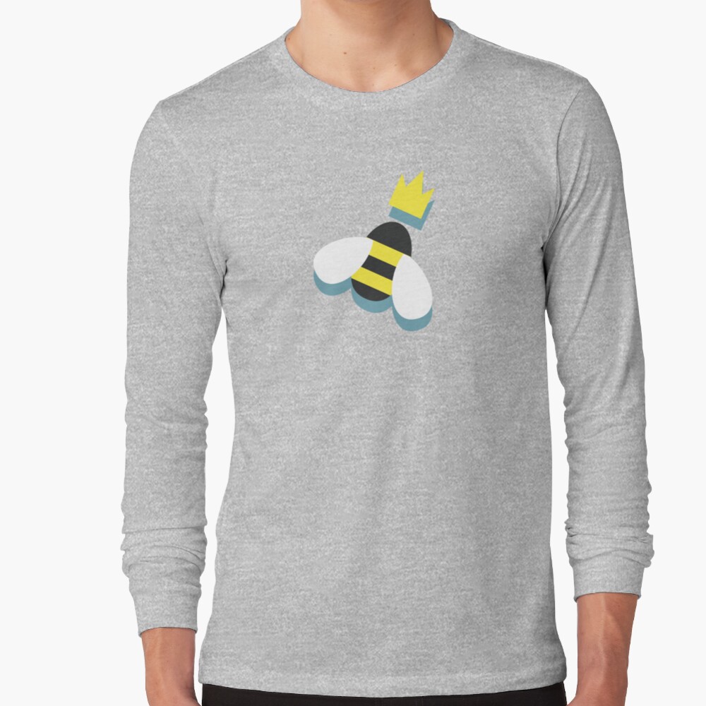 A swarm of bees and their Queen Long Sleeve T-Shirt