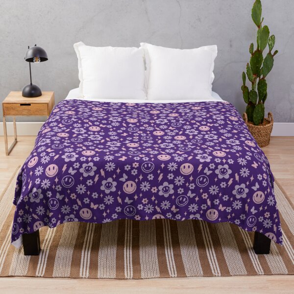 Artikelvorschau, Nettes adrettes Smiley-Gesicht und Retro Blumen entworfen und verkauft von PreppyRiot.