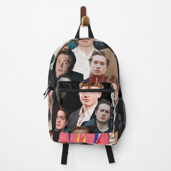 Vista previa del artículo con la obra «collage de fotos de kit connor», diseñado y vendido por T-shirtakStore.
