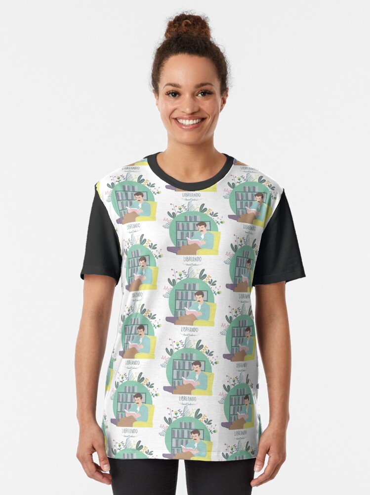 Imagen 2 de 5, Camiseta gráfica con la obra Libreando, diseñada y vendida por AnaidZahori.