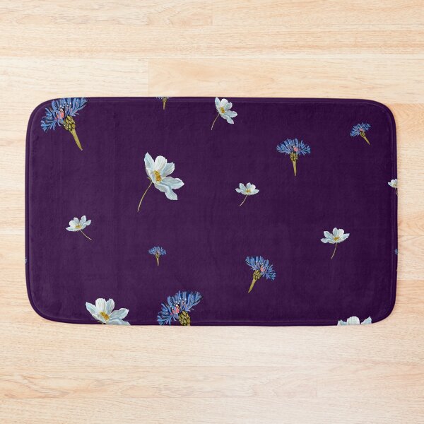Aperçu de l'œuvre Flower blue daisy pattern seamless a watercolor violet créée et vendue par Yana Mustafina | Boho Soulful Designs.