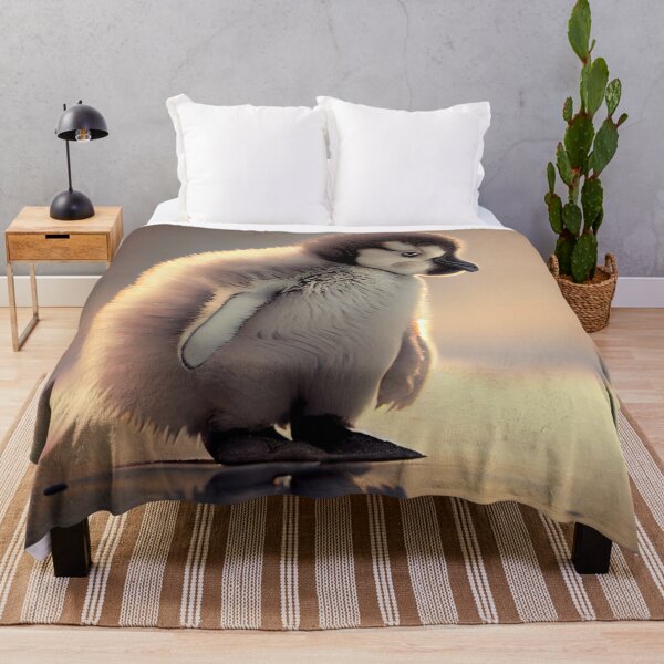 Aperçu de l'œuvre Bright Photograph of a Baby Penguin Digital Painting créée et vendue par CodeAndColors.
