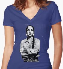 SADE Braided Women's Fitted V-Neck T-Shirt