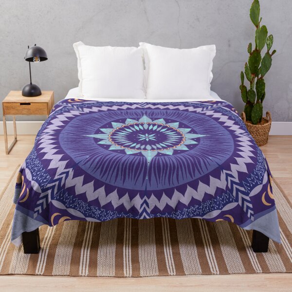 Artikelvorschau, Lavender Moon Mandala entworfen und verkauft von Anakathrin.