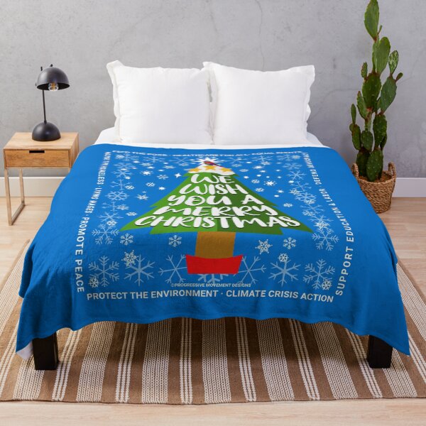 Artikelvorschau, PMD00169 Progressive Movement Designs Progressiver fröhlicher Weihnachtsbaum auf blauem w regenbogenfarbenem Vogel für Progressive entworfen und verkauft von ProgressiveLeft.