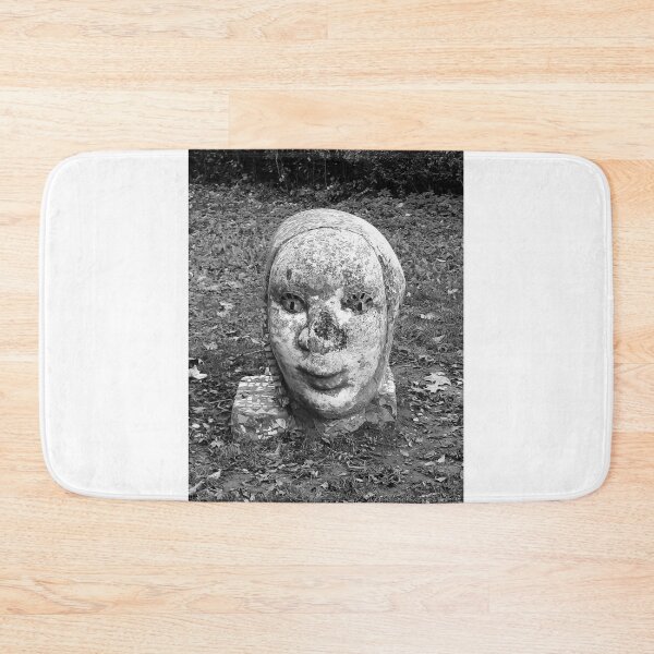 Item preview, Estatua en blanco y negro designed and sold by barbich.