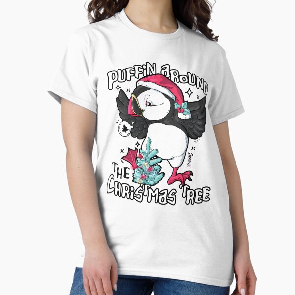 Puffin around the Christmas tree Classic T-Shirt
