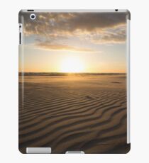 Wave after wave iPad Case/Skin