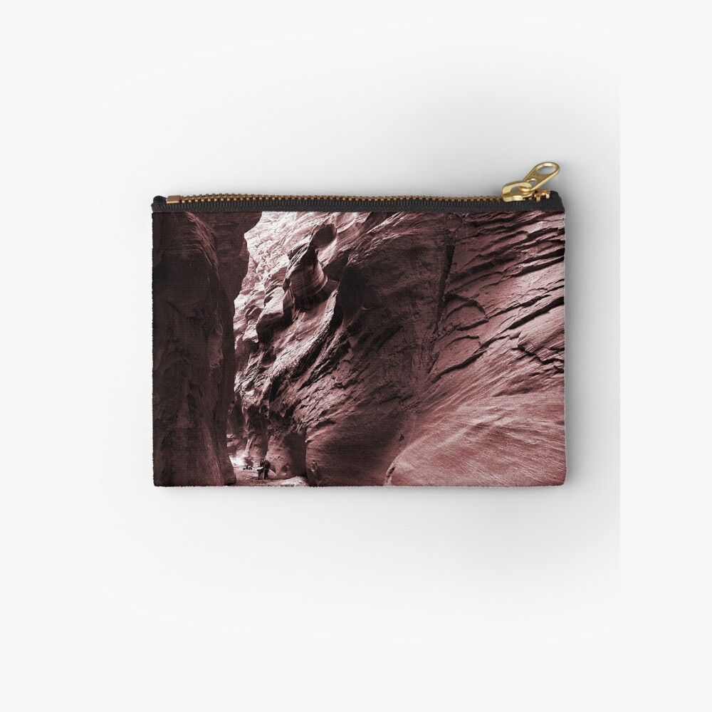 Vista previa del artículo con la obra «Bolsos de mano», diseñado y vendido por RagingKitty.