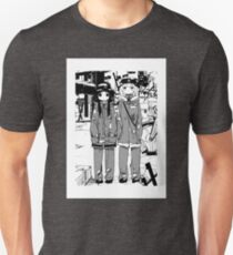 Camiseta unisex Girls 'Last Tour / Shōjo Shūmatsu Ryokō: Chicas enmarcadas con sal y pimienta