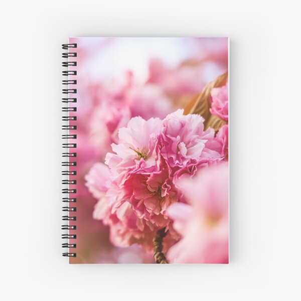Aperçu de l'œuvre Fleurs de cerisier créée et vendue par thegreenartist.