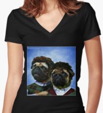 Camiseta entallada de cuello en V pugs
