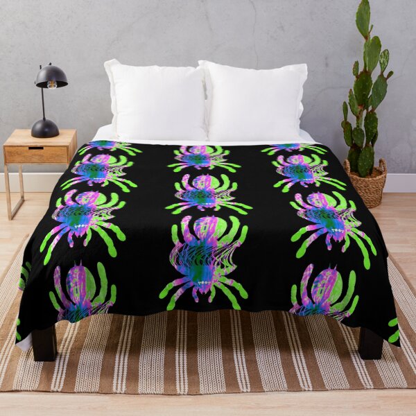 Aperçu de l'œuvre Tarantula Silhouette V31 (Tie Dye) créée et vendue par IgorAndMore.