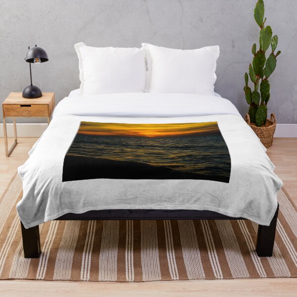 Aperçu de l'œuvre Coucher de soleil sur les Grands Lacs créée et vendue par MJRVisualArts.